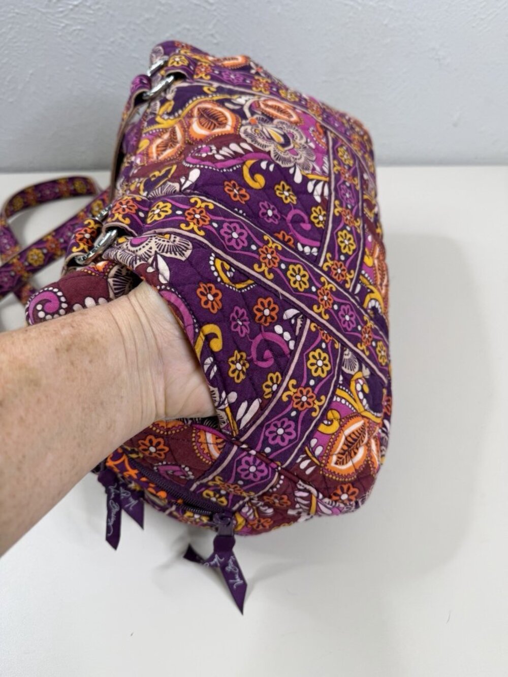 Vera Bradley Weekender Travel Bag Safari Sunset Burgundy Purple W/Handles EUC - Picture 4 of 16